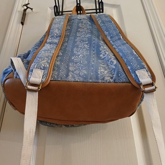 Blue Billabong Home Abroad Canvas Backpack Hibiscus design faux leather accents - Picture 4 of 7